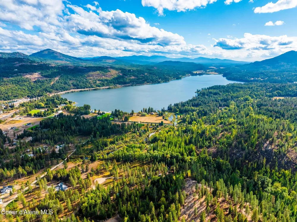 182 E Fern Lane Cocolalla, ID 83813