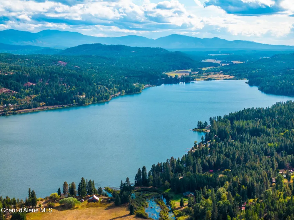 182 E Fern Lane Cocolalla, ID 83813