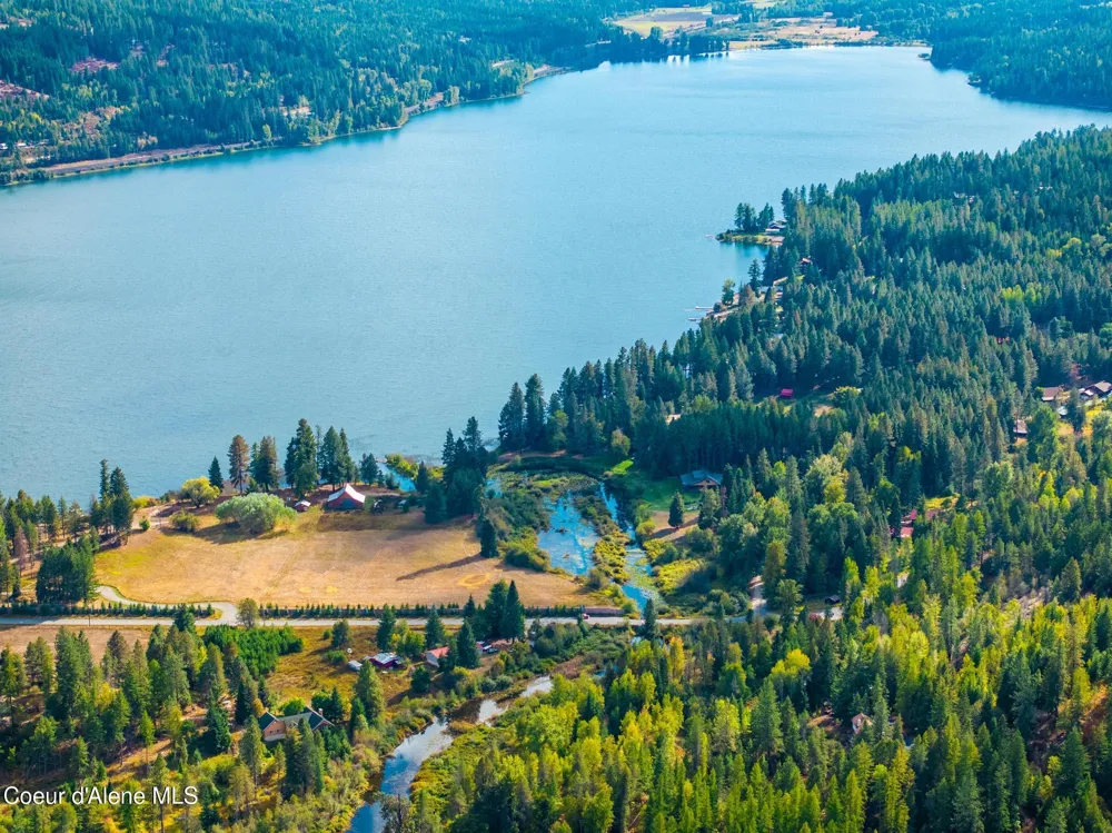 182 E Fern Lane Cocolalla, ID 83813