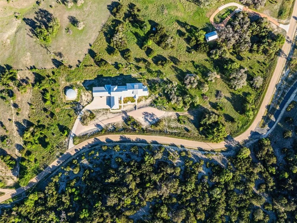 554 Seven Falls Drive Fredericksburg, TX 78624