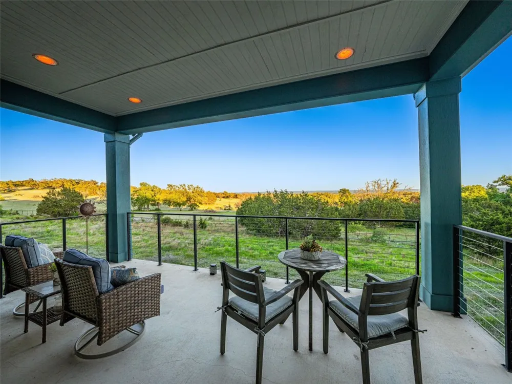 554 Seven Falls Drive Fredericksburg, TX 78624