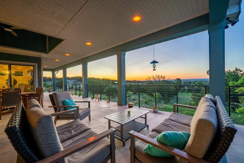 554 Seven Falls Drive Fredericksburg, TX 78624