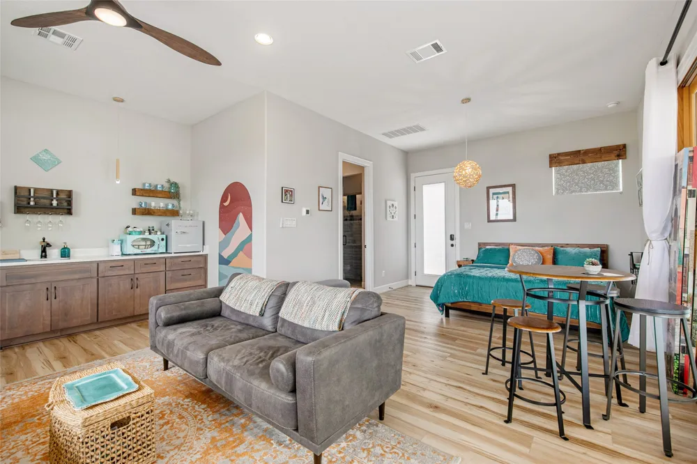 554 Seven Falls Drive Fredericksburg, TX 78624