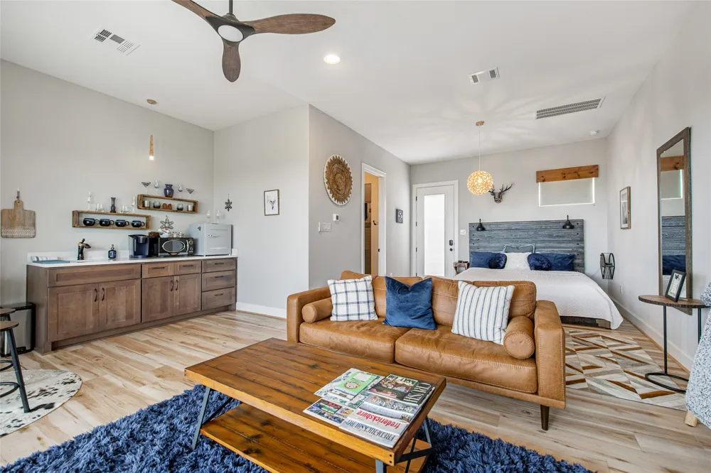 554 Seven Falls Drive Fredericksburg, TX 78624