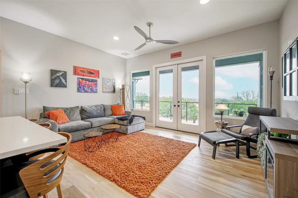 554 Seven Falls Drive Fredericksburg, TX 78624