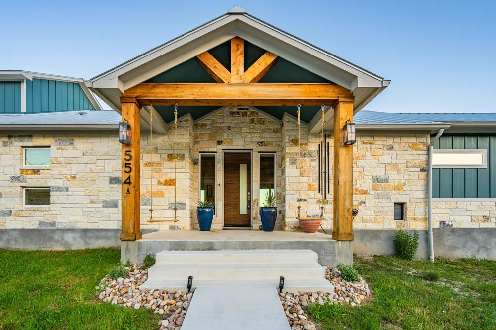 554 Seven Falls Drive Fredericksburg, TX 78624