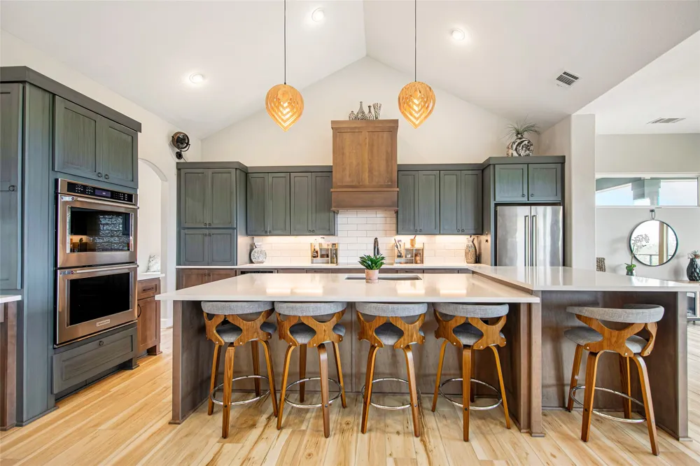 554 Seven Falls Drive Fredericksburg, TX 78624