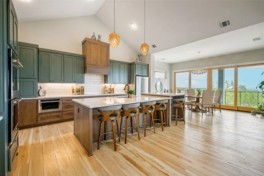 554 Seven Falls Drive Fredericksburg, TX 78624
