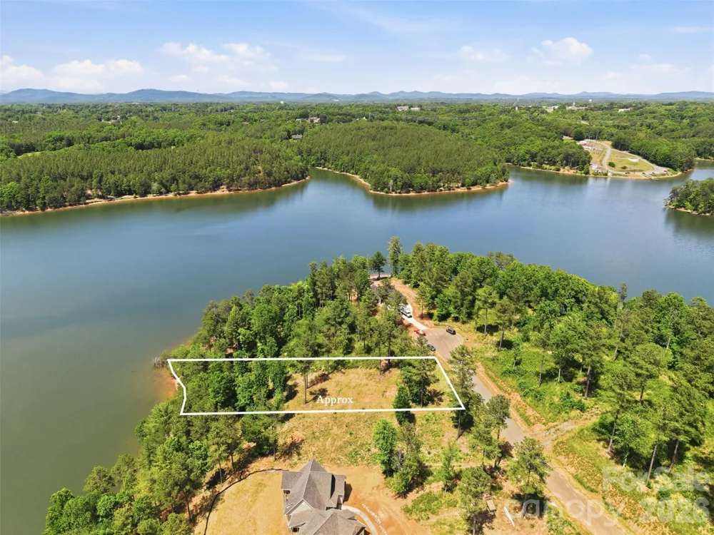 3067 Jumping Run #103 Connelly Springs, NC 28612