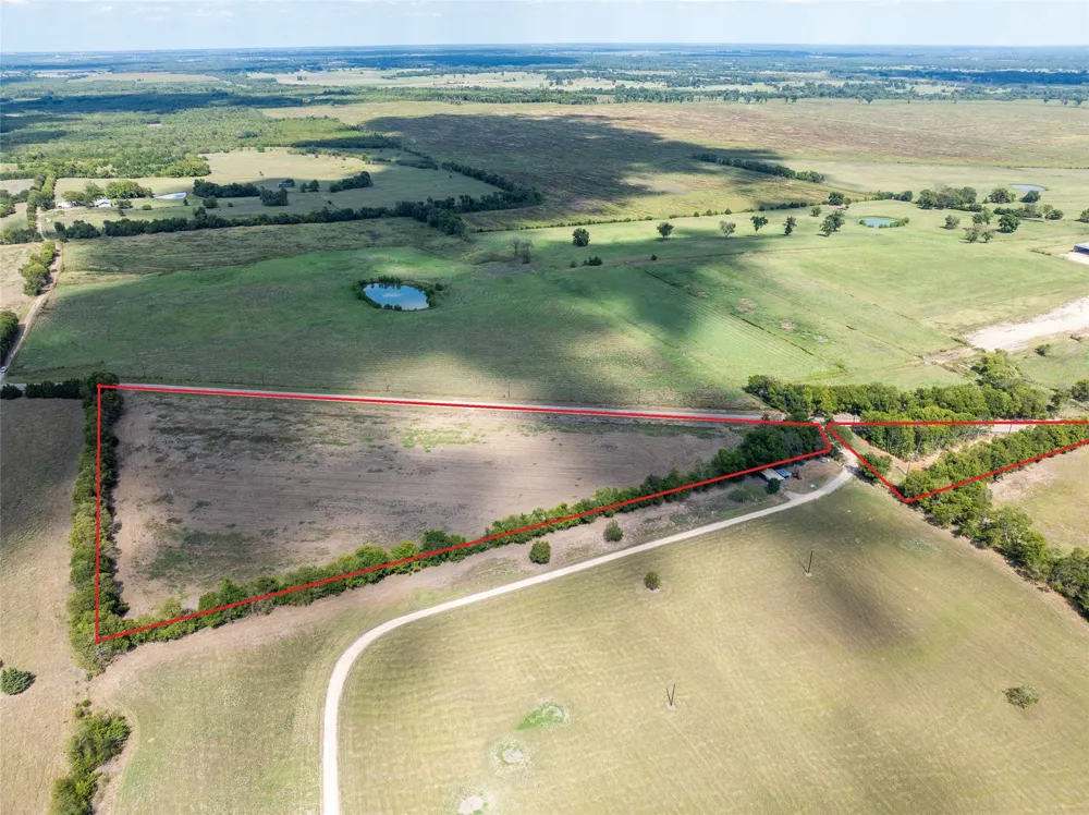 3103 Fm 198 E Lake Creek, TX 75450