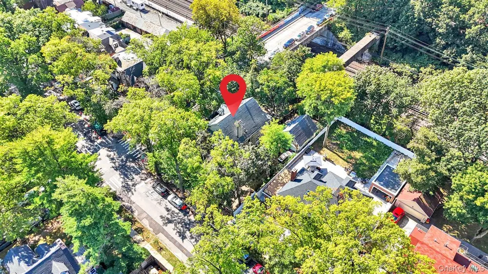 81-26 Austin Street Kew Gardens, NY 11415