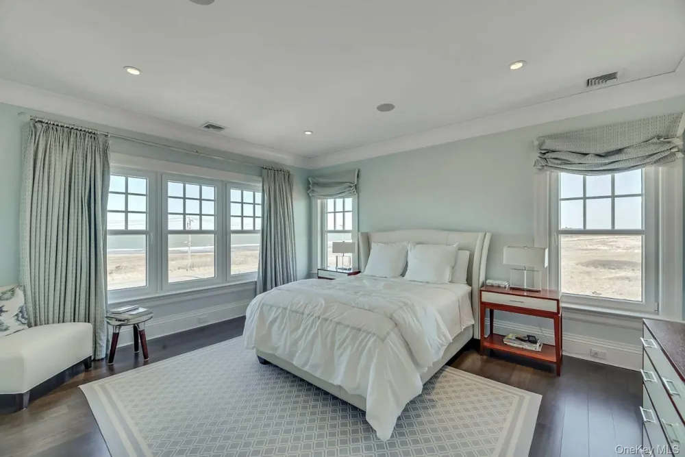 19 Dune Road Road East Quogue, NY 11942