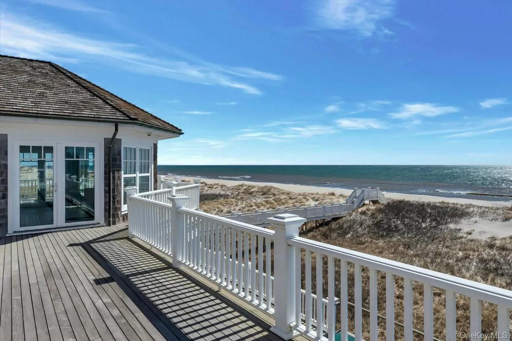 19 Dune Road Road East Quogue, NY 11942