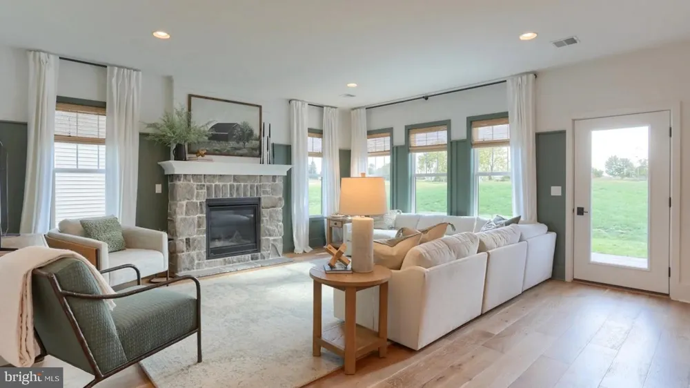 100 FLORA BLVD Annville, PA 17003
