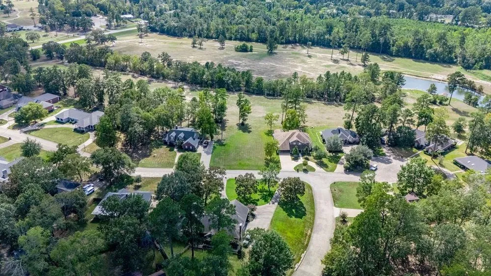 916 Dogwood Ridge Drive Diboll, TX 75941