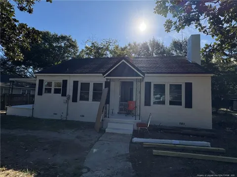 116 E McNeill Drive