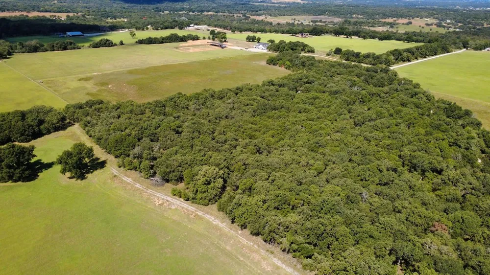 4475 Lazy Bend Road Millsap, TX 76066