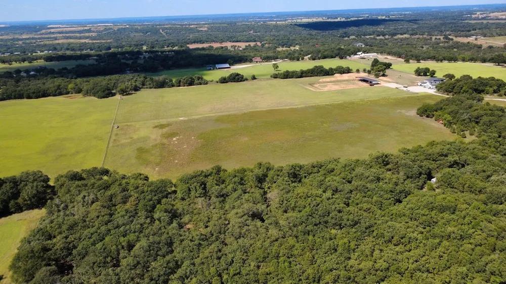 4475 Lazy Bend Road Millsap, TX 76066