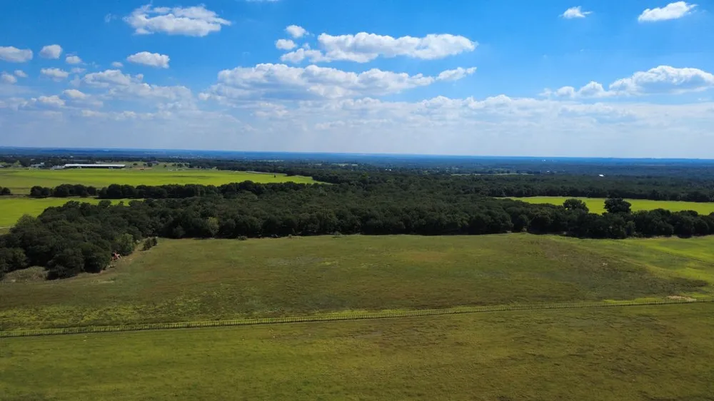 4475 Lazy Bend Road Millsap, TX 76066
