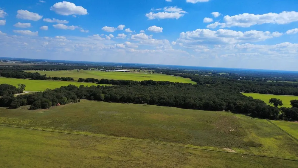 4475 Lazy Bend Road Millsap, TX 76066