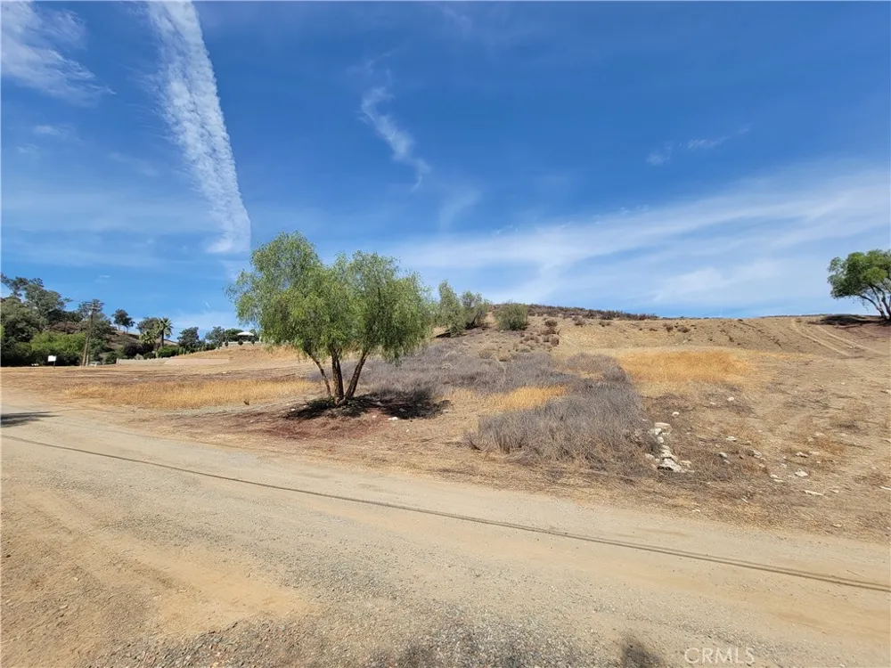 Mountain View Lake Elsinore, CA 92530