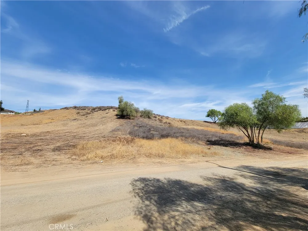 Mountain View Lake Elsinore, CA 92530