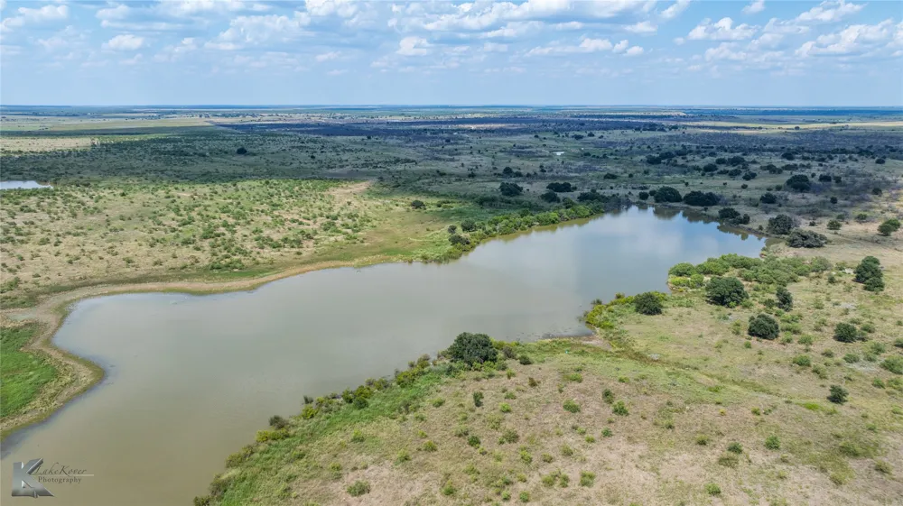 1208 County Road 304 Throckmorton, TX 76843