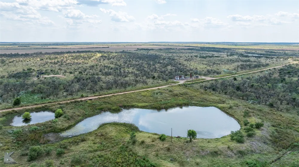 1208 County Road 304 Throckmorton, TX 76843