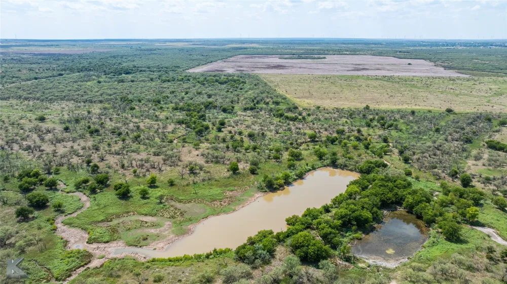 1208 County Road 304 Throckmorton, TX 76843