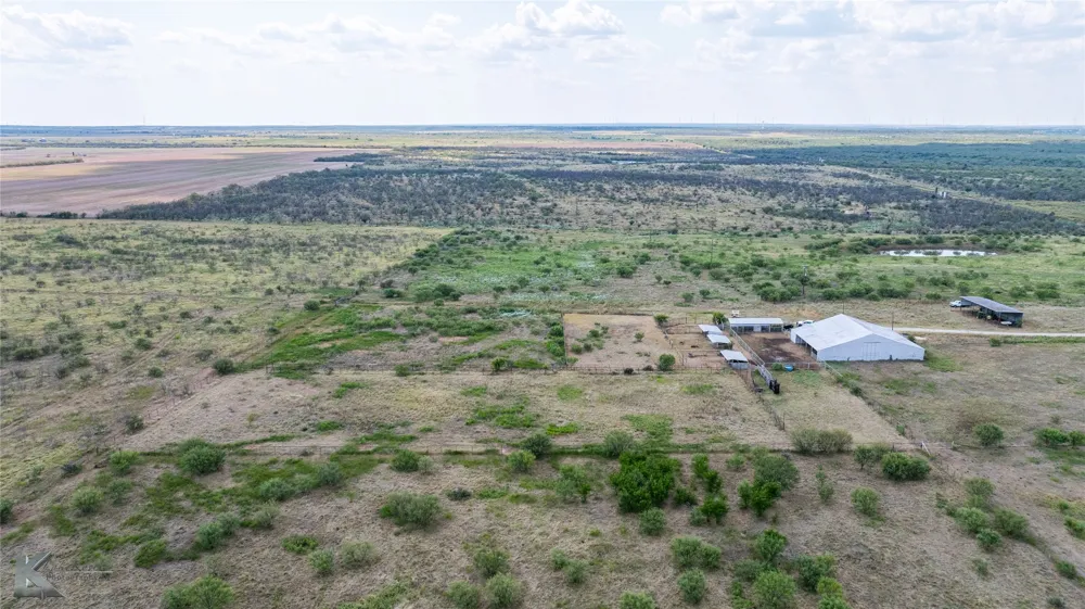 1208 County Road 304 Throckmorton, TX 76843