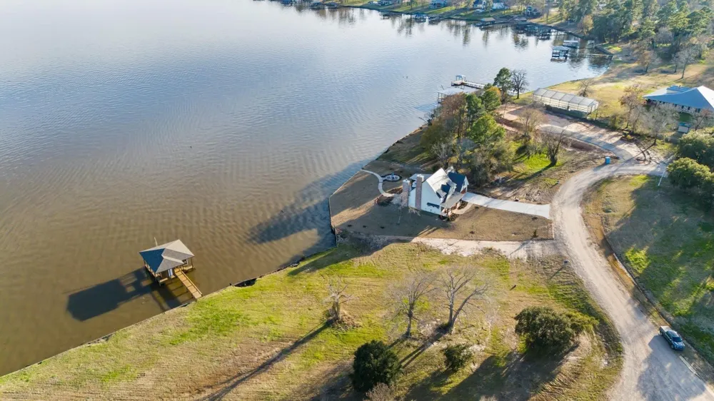 9 Autumn Shores Drive Onalaska, TX 77360