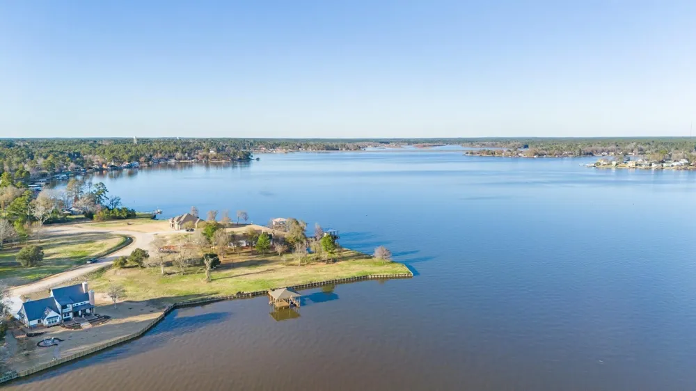 9 Autumn Shores Drive Onalaska, TX 77360
