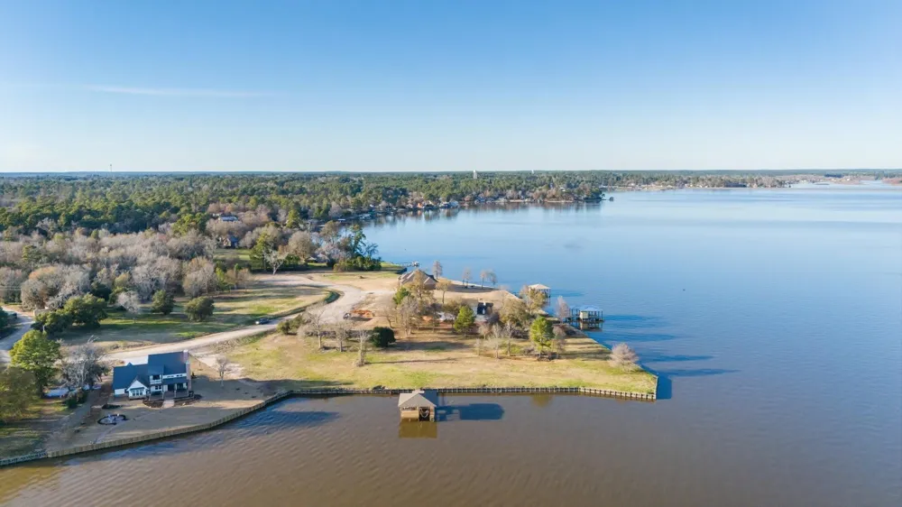 9 Autumn Shores Drive Onalaska, TX 77360