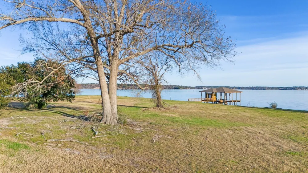 9 Autumn Shores Drive Onalaska, TX 77360