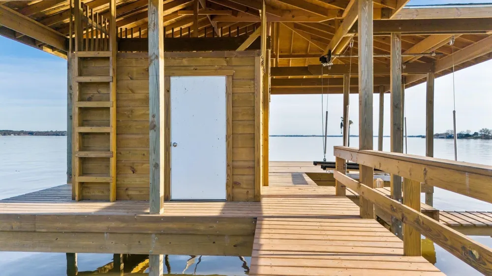 9 Autumn Shores Drive Onalaska, TX 77360