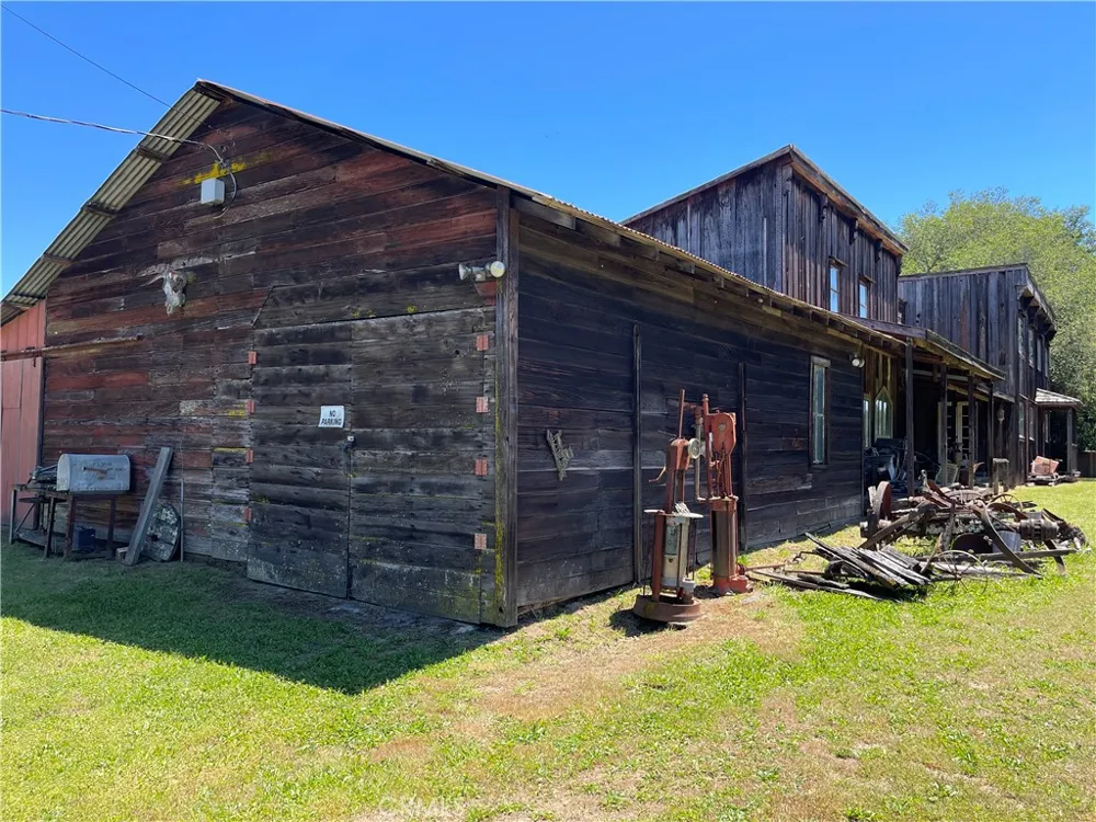 12760 Green Valley Road Sebastopol, CA 95472
