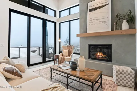 Lot 3 The Glades
