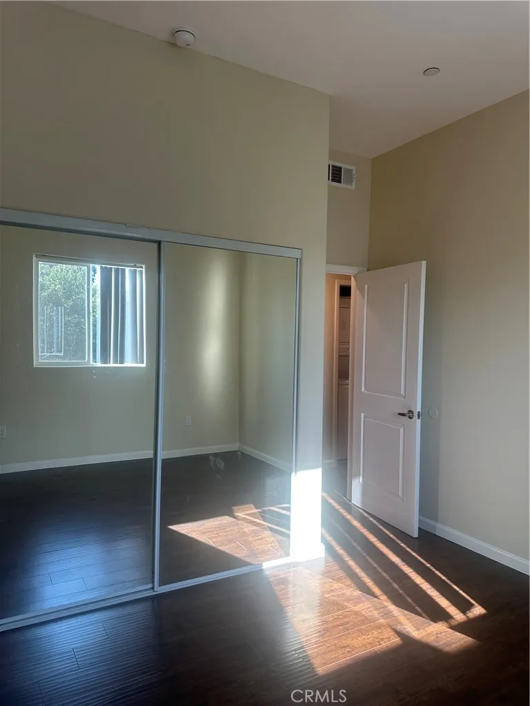14233 Tiara Street #3 Sherman Oaks, CA 91401