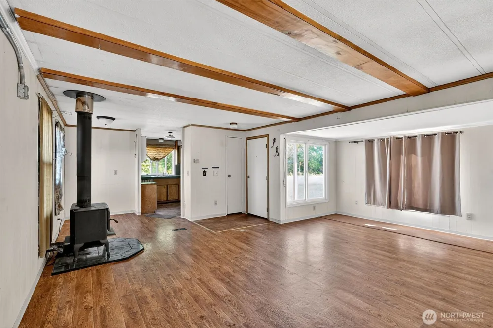 24525 59th Avenue SW Vashon, WA 98070