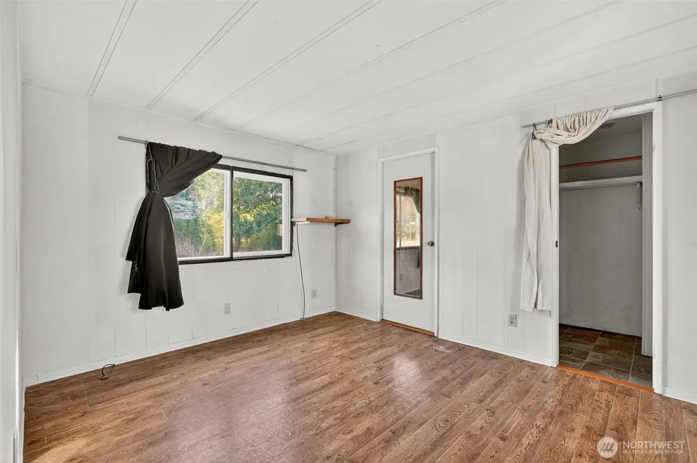 24525 59th Avenue SW Vashon, WA 98070