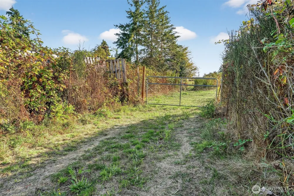 24525 59th Avenue SW Vashon, WA 98070