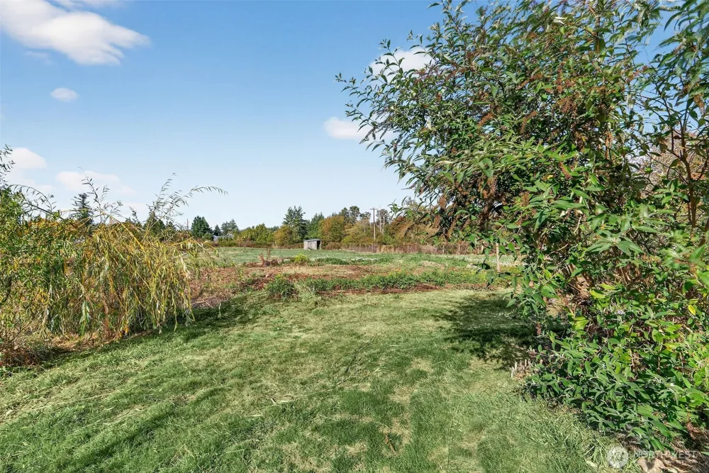 24525 59th Avenue SW Vashon, WA 98070