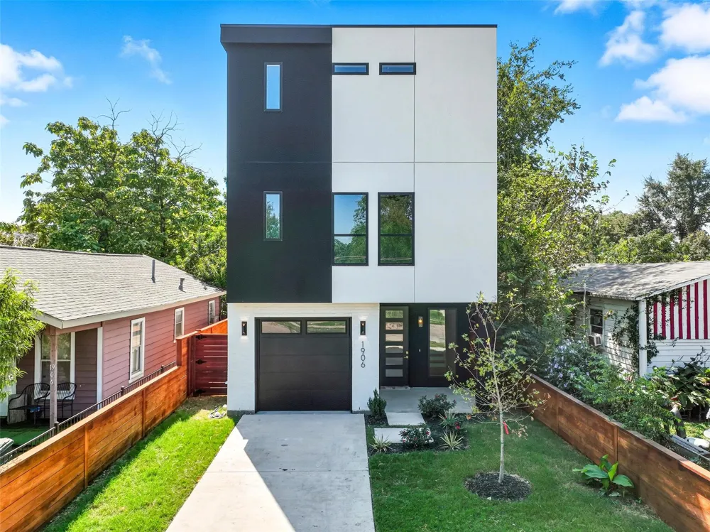 1906 Leath Street Dallas, TX 75212