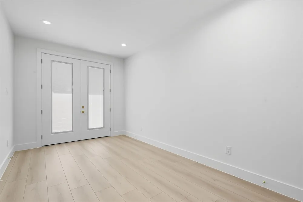 1906 Leath Street Dallas, TX 75212