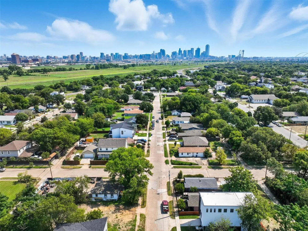1906 Leath Street Dallas, TX 75212