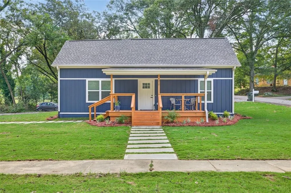 4217 Railroad Street Oakwood, GA 30566