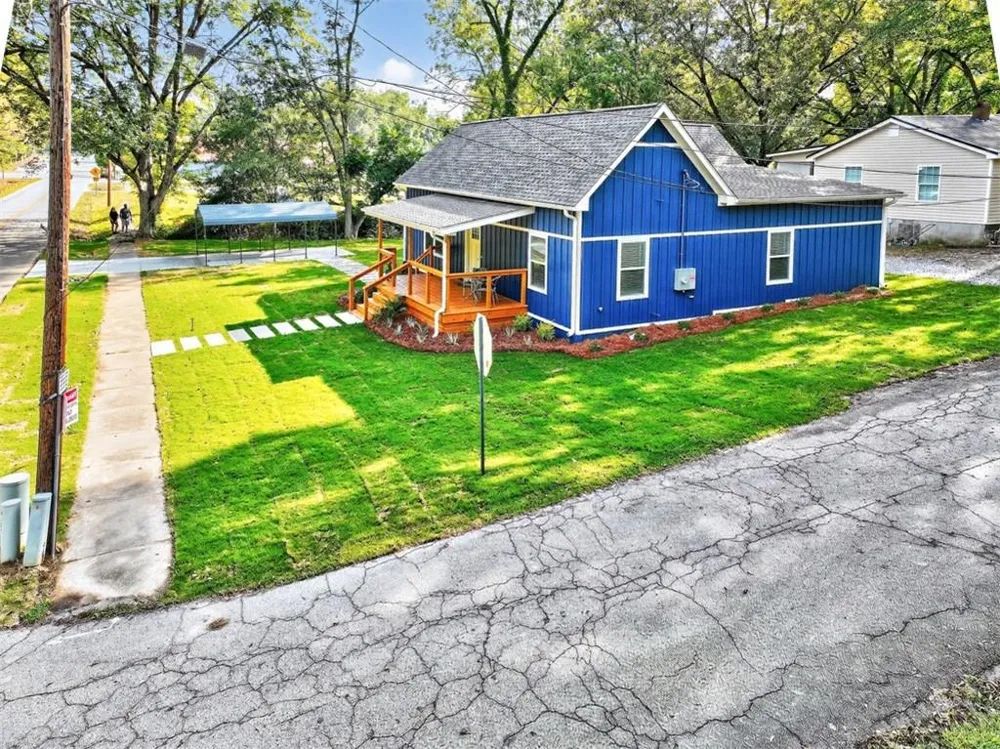 4217 Railroad Street Oakwood, GA 30566