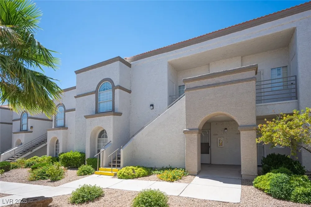 3150 Soft Breezes Drive #2220 Las Vegas, NV 89128