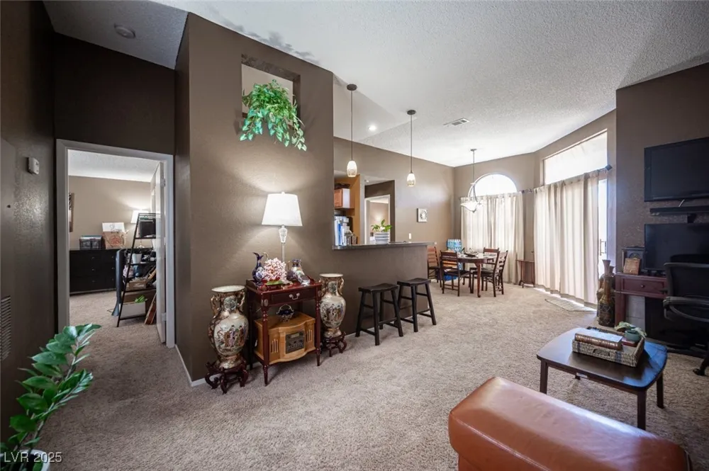 3150 Soft Breezes Drive #2220 Las Vegas, NV 89128