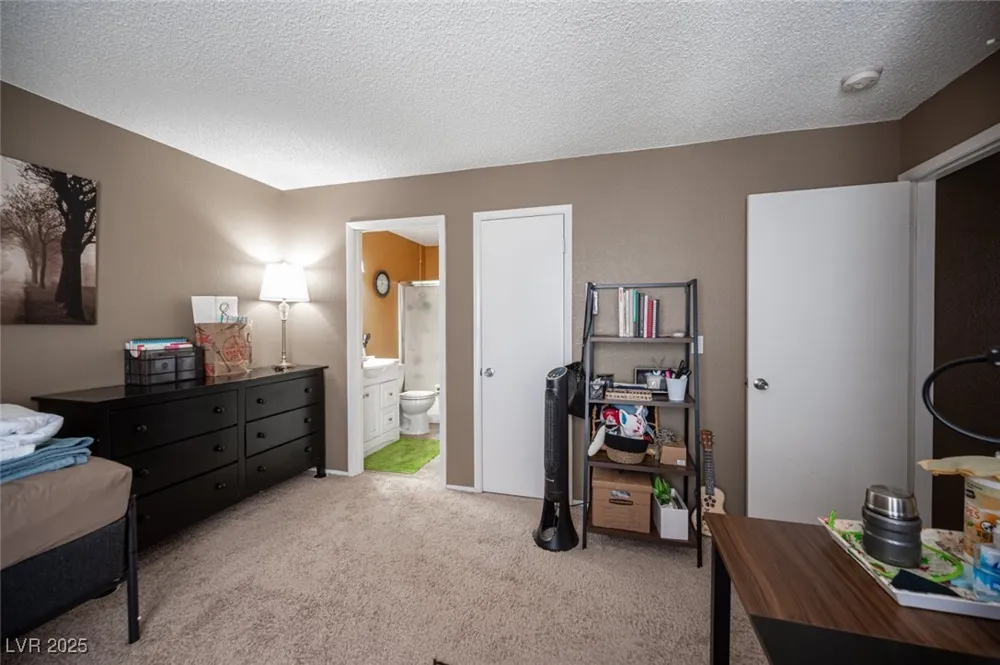 3150 Soft Breezes Drive #2220 Las Vegas, NV 89128
